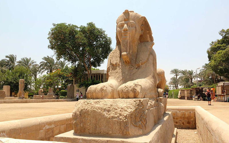 Giza Pyramids, Memphis and Saqqara Tour